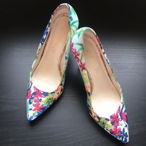 Aldo floral heels size 8.5
